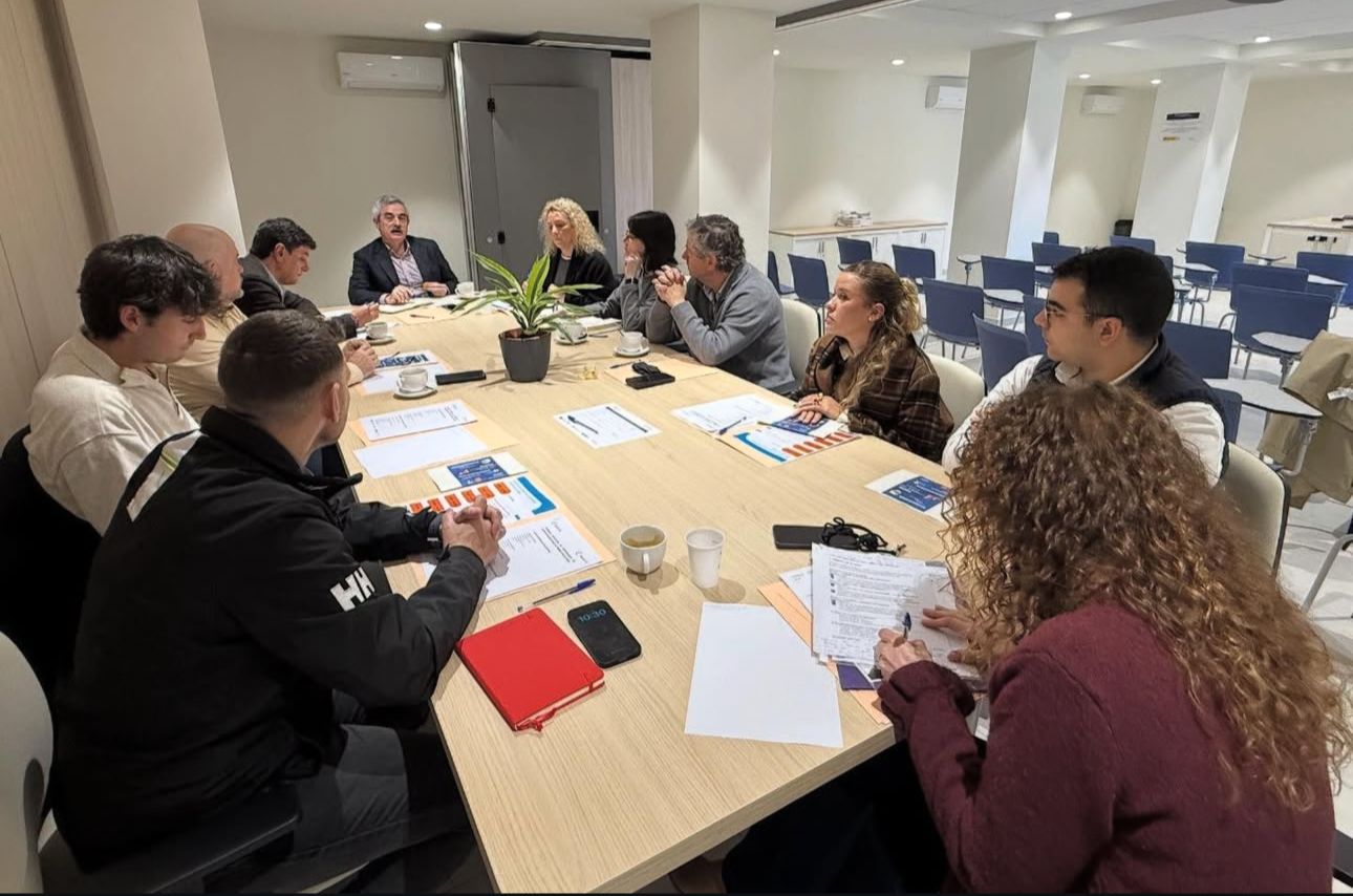 Mesa redonda II Encuentro 45+